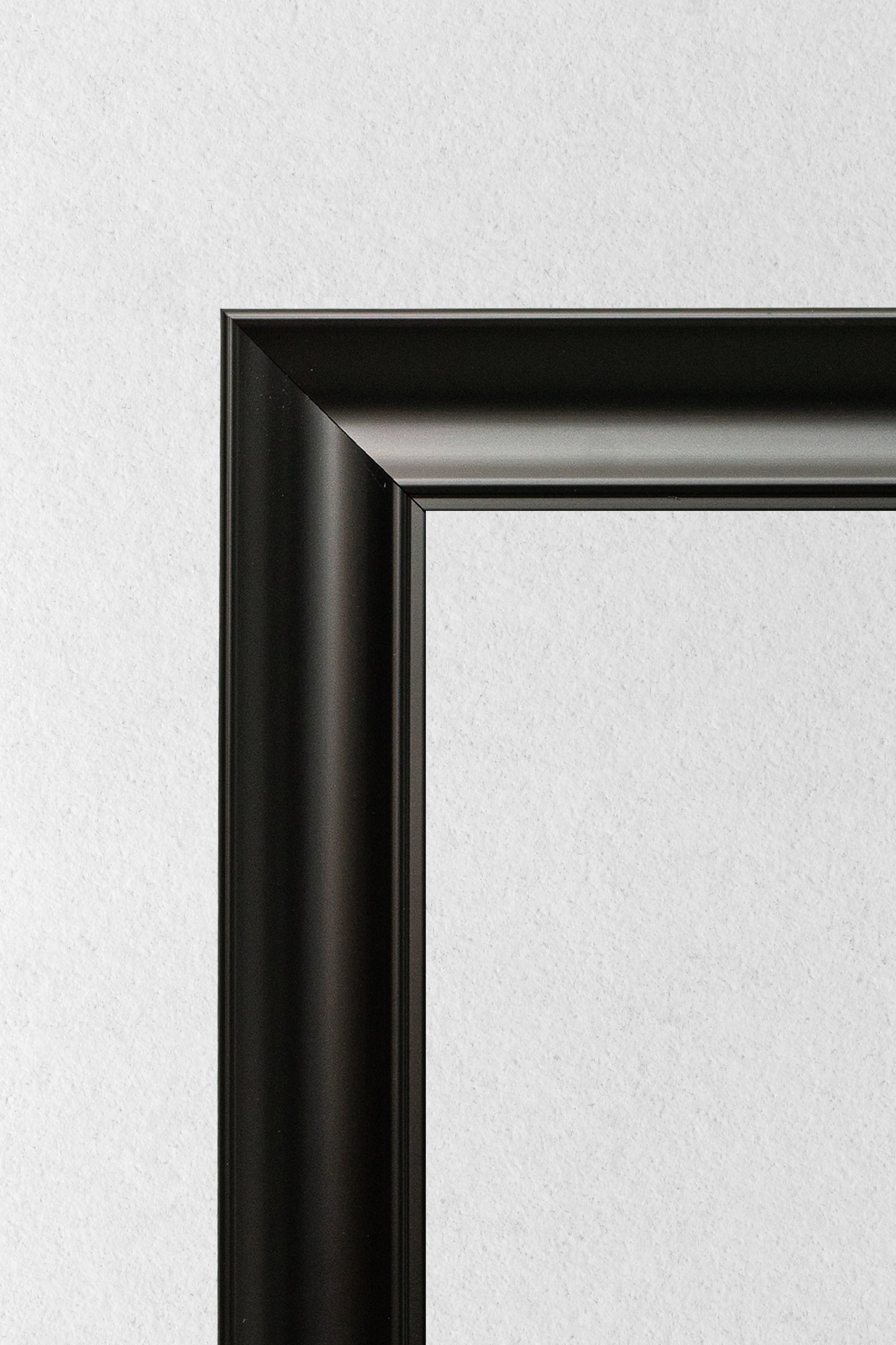 Noir Curve